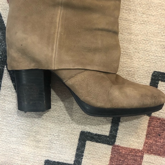 Vince Camuto leather boots - Picture 6 of 9
